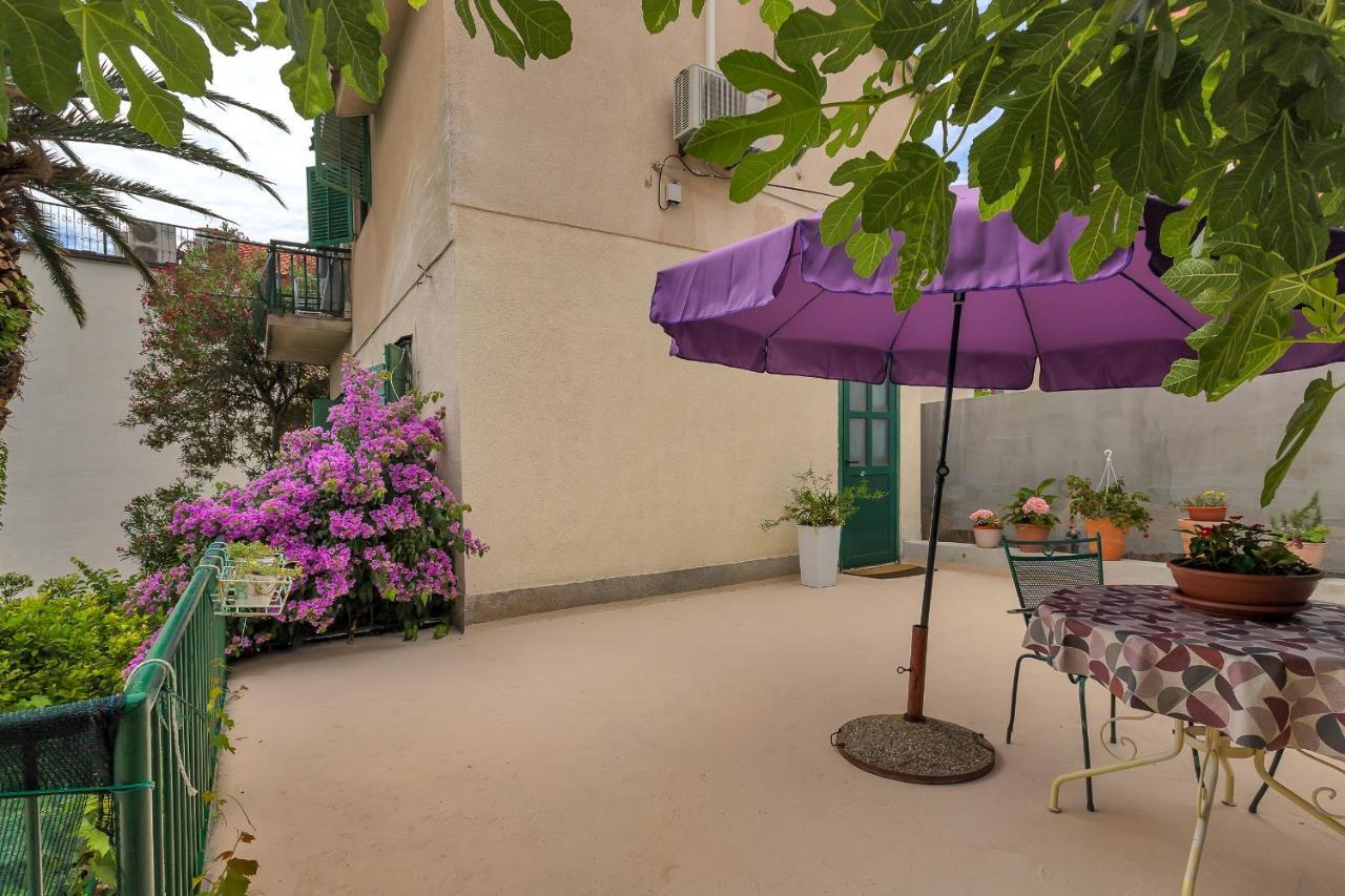 Apartman Montana, Town Centre ماكارسكا المظهر الخارجي الصورة